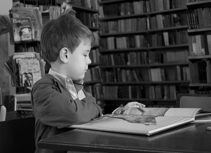Literasi via Sekolah?